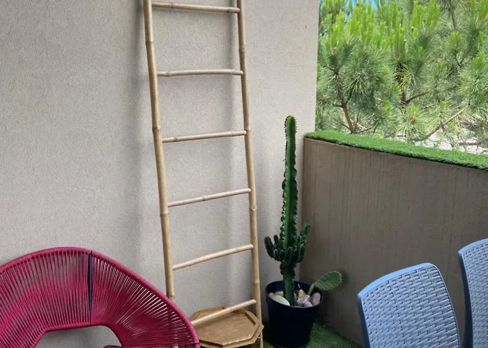 Corse Appt Cote * Calvi (Corsica)